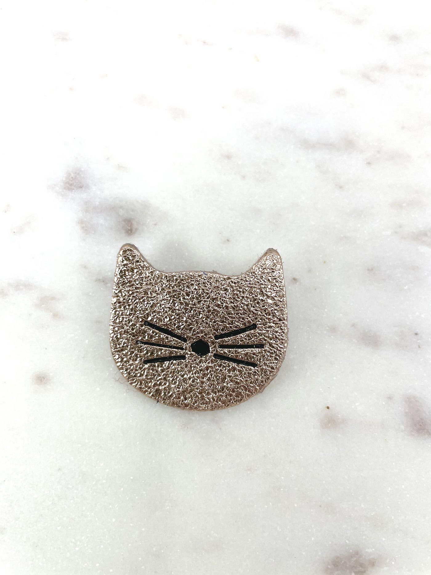 broche-chats-rose