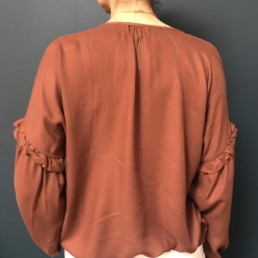 chemise-wanita-terracotta-dos