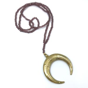 collier-moon-1